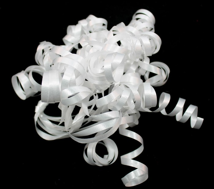 3/16 Crimped Curling Ribbon White