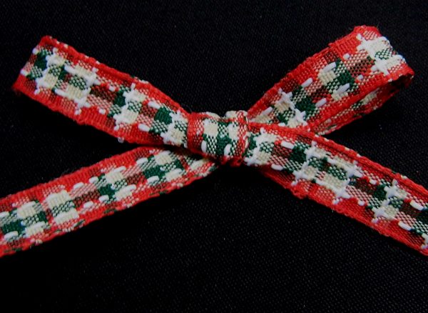 thin christmas plaid ribbon